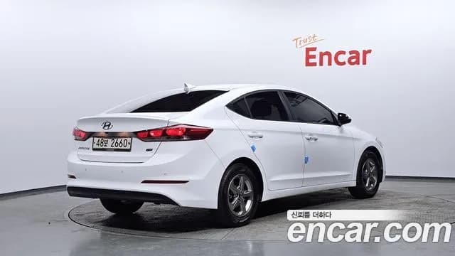 2017 Hyundai Avante AD 1.6 GDI Smart Sold VIN KMHD741DBHU381806 – exterior detail 2017 Hyundai Avante AD 1.6 GDI Smart Sold VIN KMHD741DBHU381806 – exterior detail