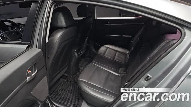 2017 Hyundai Avante AD 1.6 GDI Smart Sold VIN KMHD741DBHU409291 – front exterior 2017 Hyundai Avante AD 1.6 GDI Smart Sold VIN KMHD741DBHU409291 – front exterior