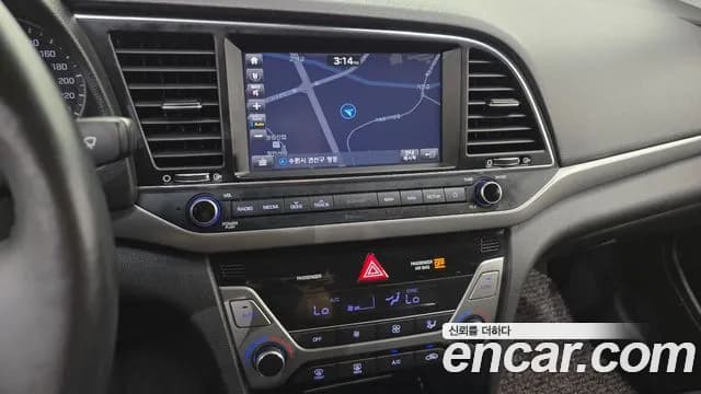 2018 Hyundai Avante AD 1.6 GDI Smart Sold VIN KMHD741DBJU683332 – trunk area 2018 Hyundai Avante AD 1.6 GDI Smart Sold VIN KMHD741DBJU683332 – trunk area