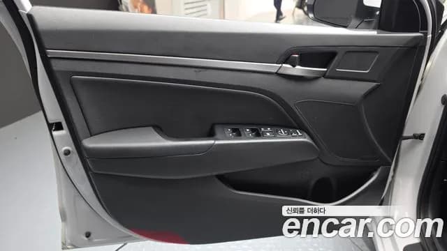 2019 Hyundai The New Avante AD 1.6 Sold VIN KMHD741EEKU772209 – photo 14 2019 Hyundai The New Avante AD 1.6 Sold VIN KMHD741EEKU772209 – photo 14