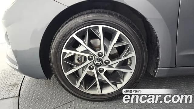 2019 Hyundai The New Avante AD 1.6 Sold VIN KMHD741EEKU773120 – undercarriage 2019 Hyundai The New Avante AD 1.6 Sold VIN KMHD741EEKU773120 – undercarriage
