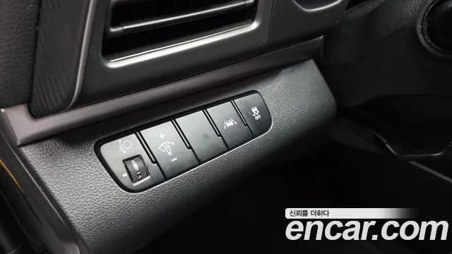 2019 Hyundai The New Avante AD 1.6 Sold VIN KMHD741EEKU790910 – undercarriage 2019 Hyundai The New Avante AD 1.6 Sold VIN KMHD741EEKU790910 – undercarriage