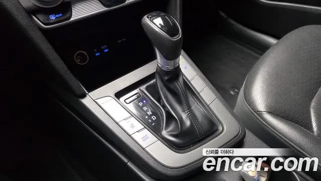 2019 Hyundai The New Avante AD 1.6 Sold VIN KMHD741EEKU790910 – photo 14 2019 Hyundai The New Avante AD 1.6 Sold VIN KMHD741EEKU790910 – photo 14