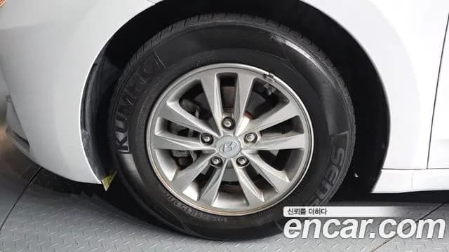 2019 Hyundai The New Avante AD 1.6 Sold VIN KMHD741EEKU790910 – photo 15 2019 Hyundai The New Avante AD 1.6 Sold VIN KMHD741EEKU790910 – photo 15