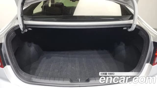 2019 Hyundai The New Avante AD 1.6 Sold VIN KMHD741EEKU843543 – dashboard 2019 Hyundai The New Avante AD 1.6 Sold VIN KMHD741EEKU843543 – dashboard