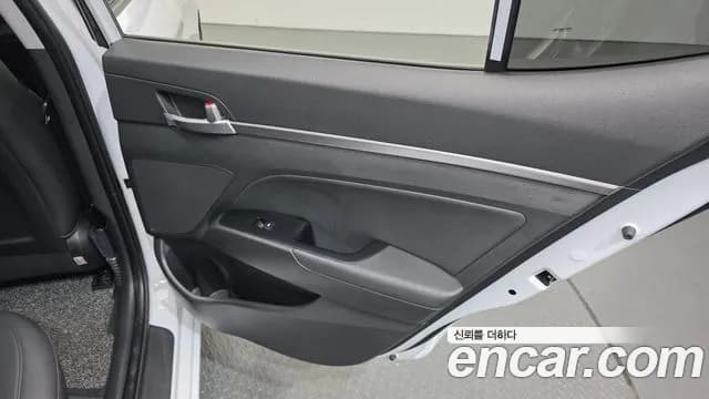 2019 Hyundai The New Avante AD 1.6 Sold VIN KMHD741EEKU848427 – side profile 2019 Hyundai The New Avante AD 1.6 Sold VIN KMHD741EEKU848427 – side profile