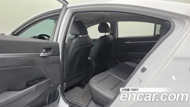 2019 Hyundai The New Avante AD 1.6 Sold VIN KMHD741EEKU848427 – photo 12 2019 Hyundai The New Avante AD 1.6 Sold VIN KMHD741EEKU848427 – photo 12