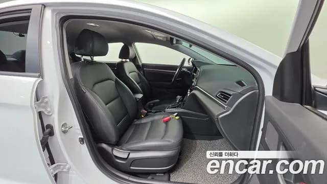 2019 Hyundai The New Avante AD 1.6 Sold VIN KMHD741EEKU848427 – photo 25 2019 Hyundai The New Avante AD 1.6 Sold VIN KMHD741EEKU848427 – photo 25