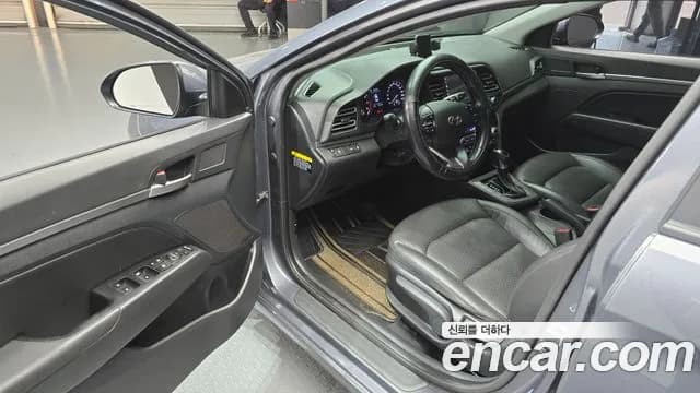 2019 Hyundai The New Avante AD 1.6 Sold VIN KMHD741EEKU854633 – trunk area 2019 Hyundai The New Avante AD 1.6 Sold VIN KMHD741EEKU854633 – trunk area