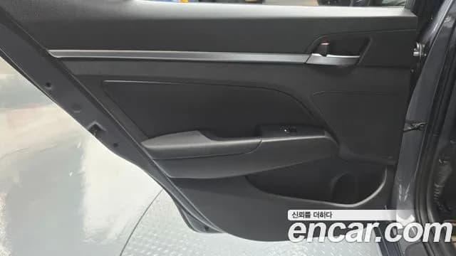 2019 Hyundai The New Avante AD 1.6 Sold VIN KMHD741EEKU854633 – photo 13 2019 Hyundai The New Avante AD 1.6 Sold VIN KMHD741EEKU854633 – photo 13