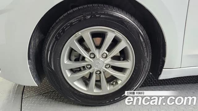 2019 Hyundai The New Avante AD 1.6 Sold VIN KMHD741EEKU862492 – front exterior 2019 Hyundai The New Avante AD 1.6 Sold VIN KMHD741EEKU862492 – front exterior