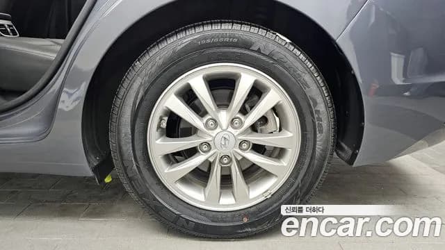 2019 Hyundai The New Avante AD 1.6 Sold VIN KMHD741EEKU881428 – photo 23 2019 Hyundai The New Avante AD 1.6 Sold VIN KMHD741EEKU881428 – photo 23