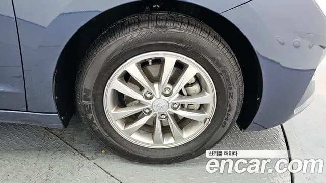 2019 Hyundai The New Avante AD 1.6 Sold VIN KMHD741EEKU885811 – photo 15 2019 Hyundai The New Avante AD 1.6 Sold VIN KMHD741EEKU885811 – photo 15