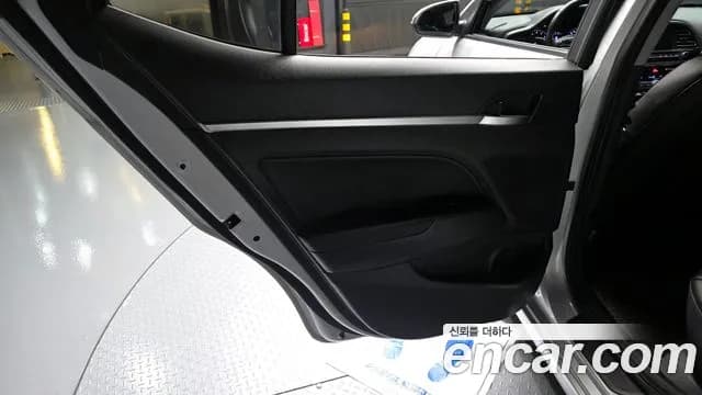 2019 Hyundai The New Avante AD 1.6 Sold VIN KMHD741EEKU887824 – trunk area 2019 Hyundai The New Avante AD 1.6 Sold VIN KMHD741EEKU887824 – trunk area