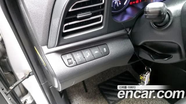2019 Hyundai The New Avante AD 1.6 Sold VIN KMHD741EEKU887824 – photo 11 2019 Hyundai The New Avante AD 1.6 Sold VIN KMHD741EEKU887824 – photo 11