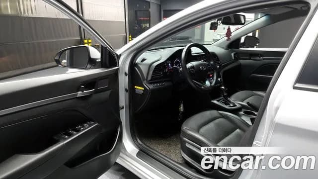 2019 Hyundai The New Avante AD 1.6 Sold VIN KMHD741EEKU887824 – photo 22 2019 Hyundai The New Avante AD 1.6 Sold VIN KMHD741EEKU887824 – photo 22