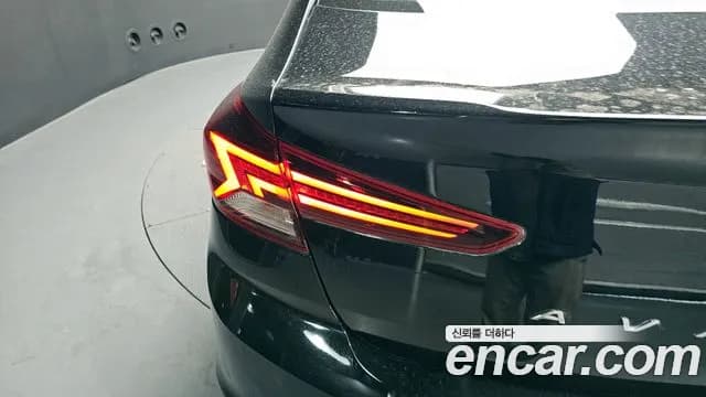 2019 Hyundai The New Avante AD 1.6 Sold VIN KMHD741EEKU900807 – side profile 2019 Hyundai The New Avante AD 1.6 Sold VIN KMHD741EEKU900807 – side profile