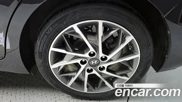 2019 Hyundai The New Avante AD 1.6 Sold VIN KMHD741EEKU900807 – photo 13 2019 Hyundai The New Avante AD 1.6 Sold VIN KMHD741EEKU900807 – photo 13