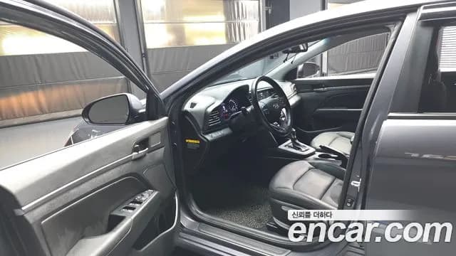 2019 Hyundai The New Avante AD 1.6 Sold VIN KMHD741EEKU920472 – side profile 2019 Hyundai The New Avante AD 1.6 Sold VIN KMHD741EEKU920472 – side profile