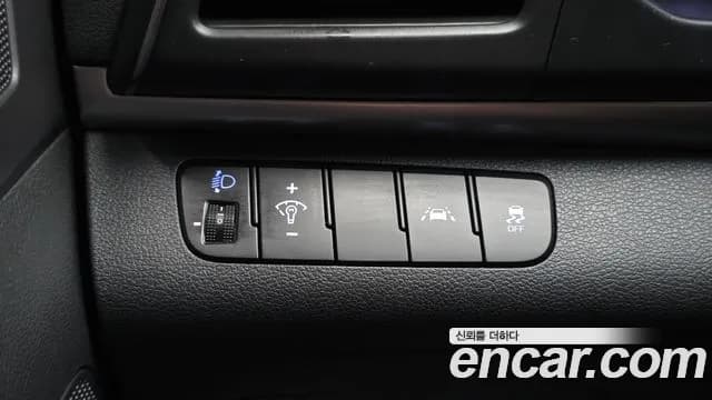 2019 Hyundai The New Avante AD 1.6 Sold VIN KMHD741EEKU920472 – photo 11 2019 Hyundai The New Avante AD 1.6 Sold VIN KMHD741EEKU920472 – photo 11