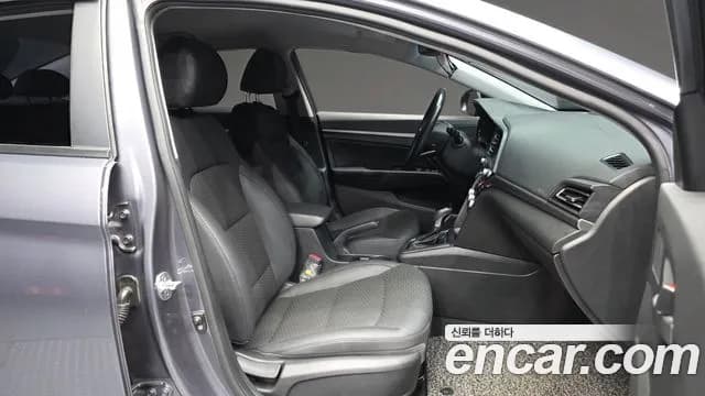 2019 Hyundai The New Avante AD 1.6 Sold VIN KMHD741EEKU920472 – photo 18 2019 Hyundai The New Avante AD 1.6 Sold VIN KMHD741EEKU920472 – photo 18