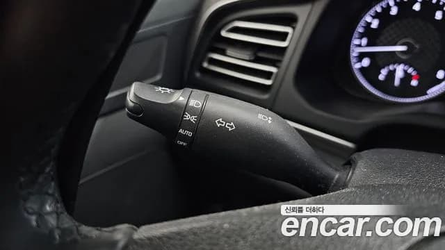 2020 Hyundai The New Avante AD 1.6 Sold VIN KMHD741EELU037284 – engine bay 2020 Hyundai The New Avante AD 1.6 Sold VIN KMHD741EELU037284 – engine bay