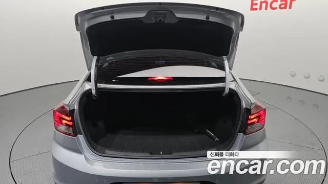 2020 Hyundai The New Avante AD 1.6 Sold VIN KMHD741EELU039579 – photo 20 2020 Hyundai The New Avante AD 1.6 Sold VIN KMHD741EELU039579 – photo 20