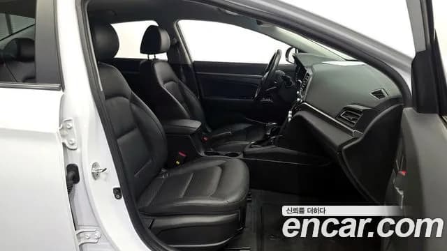 2020 Hyundai The New Avante AD 1.6 Sold VIN KMHD741EELU947176 – interior seats 2020 Hyundai The New Avante AD 1.6 Sold VIN KMHD741EELU947176 – interior seats