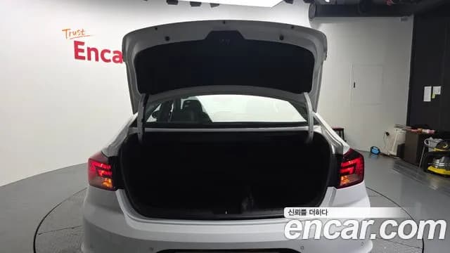 2020 Hyundai The New Avante AD 1.6 Sold VIN KMHD741EELU947176 – photo 14 2020 Hyundai The New Avante AD 1.6 Sold VIN KMHD741EELU947176 – photo 14
