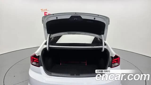 2020 Hyundai The New Avante AD 1.6 Sold VIN KMHD741EELU953092 – interior seats 2020 Hyundai The New Avante AD 1.6 Sold VIN KMHD741EELU953092 – interior seats