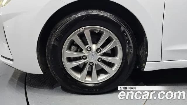 2019 Hyundai The New Avante AD 1.6 Diesel Sold VIN KMHD741UGKU896687 – undercarriage 2019 Hyundai The New Avante AD 1.6 Diesel Sold VIN KMHD741UGKU896687 – undercarriage