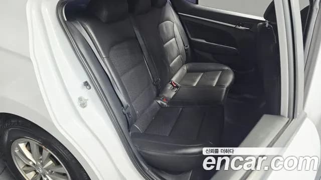 2019 Hyundai The New Avante AD 1.6 Diesel Sold VIN KMHD741UGKU896687 – photo 16 2019 Hyundai The New Avante AD 1.6 Diesel Sold VIN KMHD741UGKU896687 – photo 16