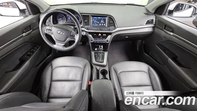 2017 Hyundai Avante AD 1.6 GDI Modern Sold VIN KMHD841DBHU381906 – exterior detail 2017 Hyundai Avante AD 1.6 GDI Modern Sold VIN KMHD841DBHU381906 – exterior detail