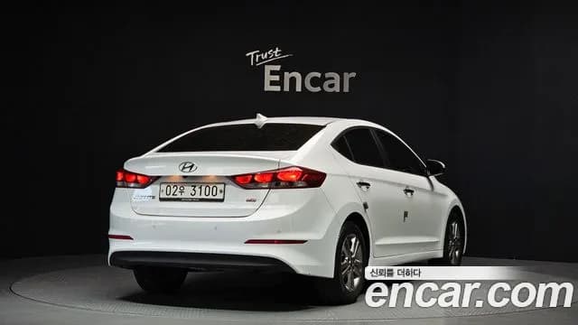 2017 Hyundai Avante AD 1.6 GDI Modern Sold VIN KMHD841DBHU381906 – photo 11 2017 Hyundai Avante AD 1.6 GDI Modern Sold VIN KMHD841DBHU381906 – photo 11