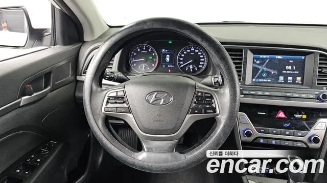 2017 Hyundai Avante AD 1.6 GDI Modern Sold VIN KMHD841DBHU381906 – photo 16 2017 Hyundai Avante AD 1.6 GDI Modern Sold VIN KMHD841DBHU381906 – photo 16