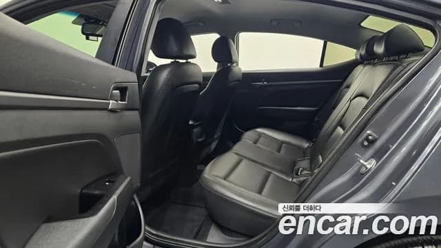 2018 Hyundai Avante AD 1.6 GDI Modern Sold VIN KMHD841DBJU574615 – photo 15 2018 Hyundai Avante AD 1.6 GDI Modern Sold VIN KMHD841DBJU574615 – photo 15