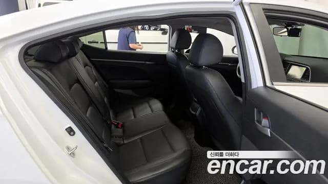 2018 Hyundai Avante AD 1.6 GDI Modern Sold VIN KMHD841DBJU579535 – side profile 2018 Hyundai Avante AD 1.6 GDI Modern Sold VIN KMHD841DBJU579535 – side profile