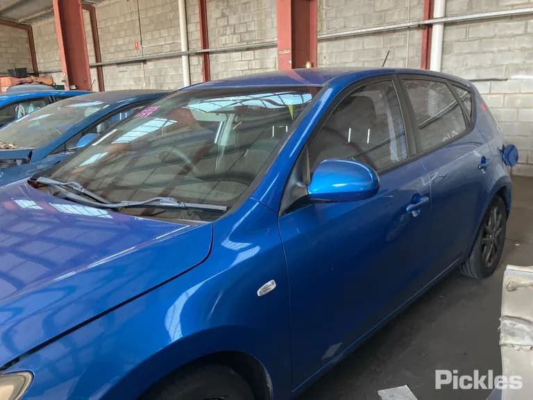 2010 Hyundai i30 Used VIN KMHDC51ELBU293038 – photo 12 2010 Hyundai i30 Used VIN KMHDC51ELBU293038 – photo 12