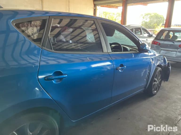 2010 Hyundai i30 Used VIN KMHDC51ELBU293038 – photo 23 2010 Hyundai i30 Used VIN KMHDC51ELBU293038 – photo 23