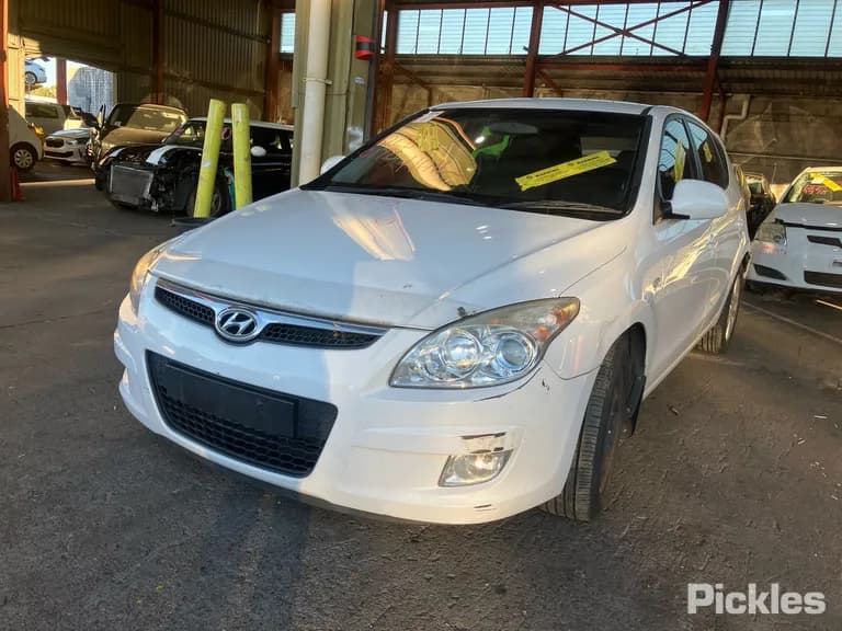 2008 Hyundai i30 Used VIN KMHDC51ER8U104215 – front exterior 2008 Hyundai i30 Used VIN KMHDC51ER8U104215 – front exterior