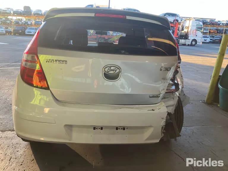 2008 Hyundai i30 Used VIN KMHDC51ER8U104215 – dashboard 2008 Hyundai i30 Used VIN KMHDC51ER8U104215 – dashboard