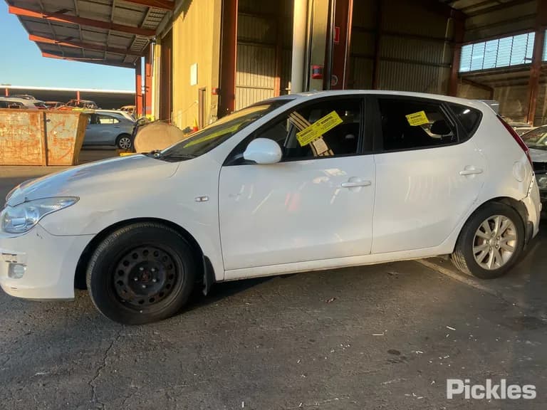 2008 Hyundai i30 Used VIN KMHDC51ER8U104215 – photo 28 2008 Hyundai i30 Used VIN KMHDC51ER8U104215 – photo 28