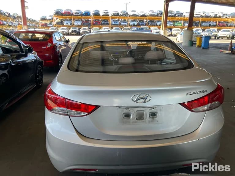 2013 Hyundai Elantra Used VIN KMHDG41EMDU958867 – interior seats 2013 Hyundai Elantra Used VIN KMHDG41EMDU958867 – interior seats