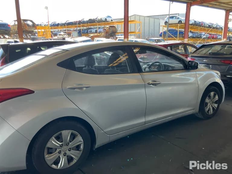 2013 Hyundai Elantra Used VIN KMHDG41EMDU958867 – trunk area 2013 Hyundai Elantra Used VIN KMHDG41EMDU958867 – trunk area