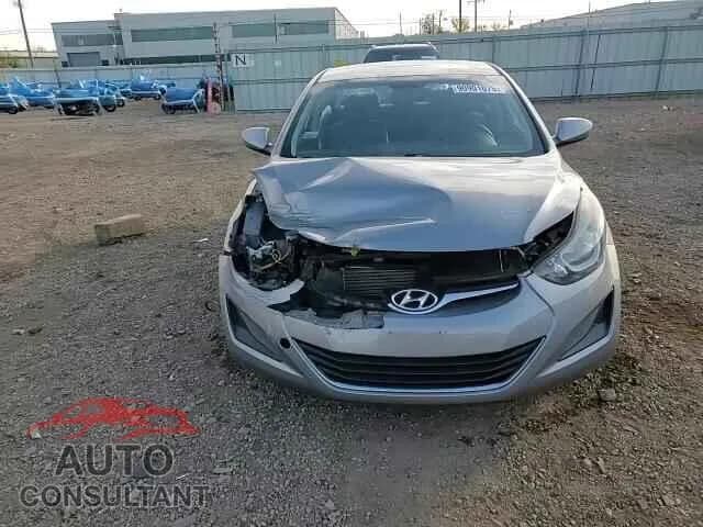 2015 HYUNDAI ELANTRA Damaged VIN KMHDH4AE6FU225676 – photo 13 2015 HYUNDAI ELANTRA Damaged VIN KMHDH4AE6FU225676 – photo 13