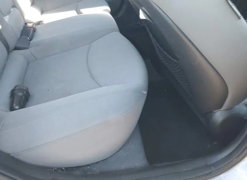 2013 HYUNDAI Elantra Used VIN KMHDH4AE9DU781901 – rear exterior 2013 HYUNDAI Elantra Used VIN KMHDH4AE9DU781901 – rear exterior