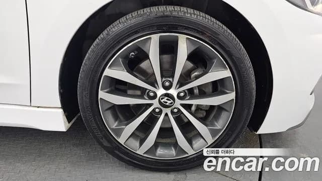 2017 Hyundai Avante AD 1.6 Turbo Sport Sold VIN KMHDR41BAHU359072 – photo 15 2017 Hyundai Avante AD 1.6 Turbo Sport Sold VIN KMHDR41BAHU359072 – photo 15