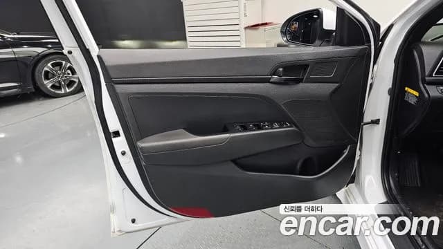 2017 Hyundai Avante AD 1.6 Turbo Sport Sold VIN KMHDR41BAHU359072 – photo 27 2017 Hyundai Avante AD 1.6 Turbo Sport Sold VIN KMHDR41BAHU359072 – photo 27