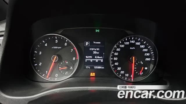 2017 Hyundai Avante AD 1.6 Turbo Sport Sold VIN KMHDR41BGHU337800 – dashboard 2017 Hyundai Avante AD 1.6 Turbo Sport Sold VIN KMHDR41BGHU337800 – dashboard