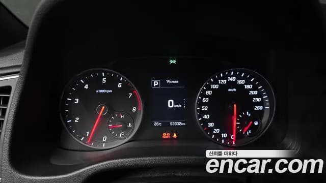 2018 Hyundai Avante AD 1.6 Turbo Sport Sold VIN KMHDR41BGJU491394 – exterior detail 2018 Hyundai Avante AD 1.6 Turbo Sport Sold VIN KMHDR41BGJU491394 – exterior detail